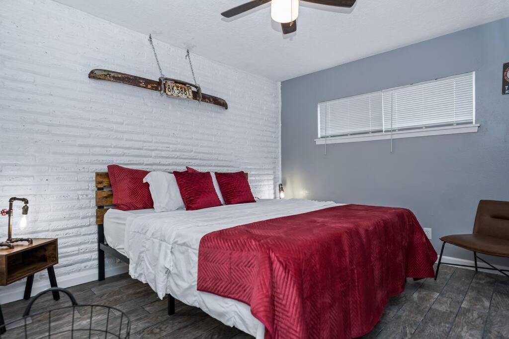 Kingbed, Wine Themed,Rodeo, Nrg, Downtown, Uh Houston Exterior foto